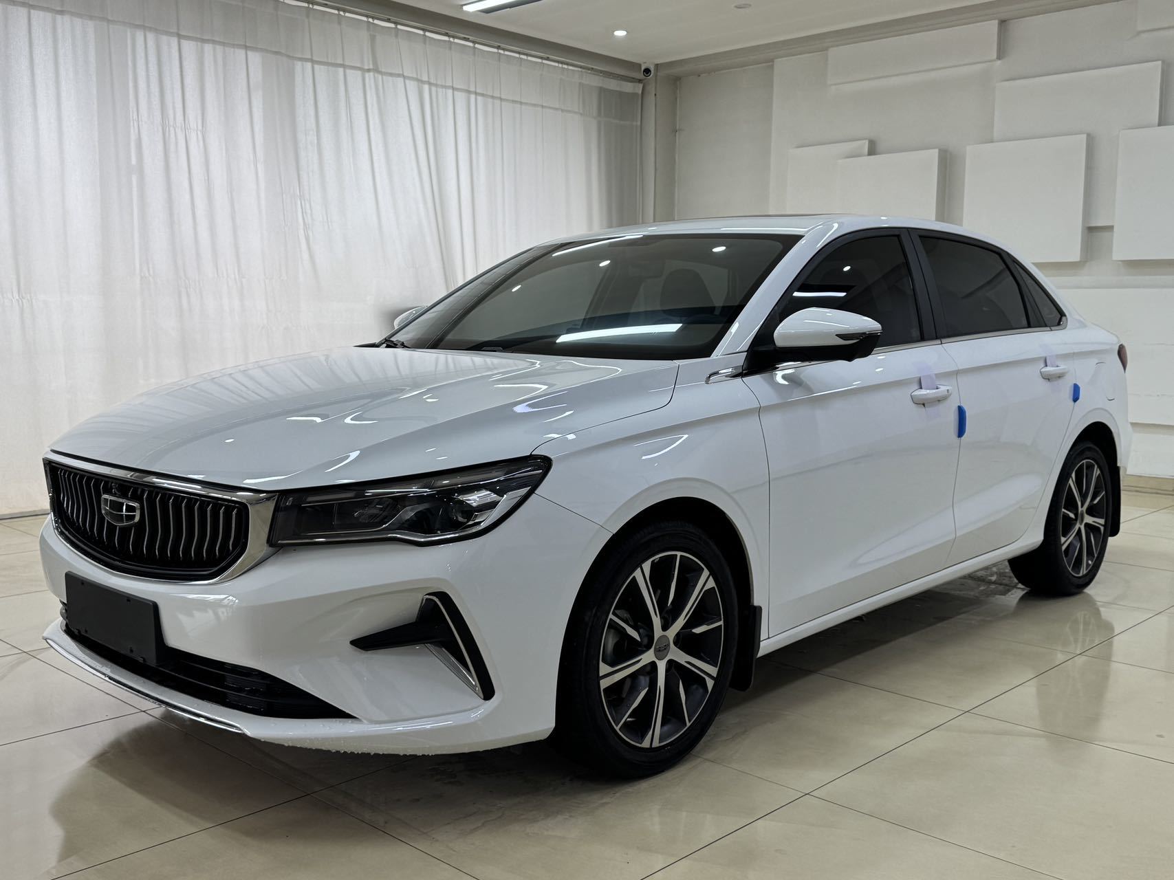 GEELY AUTO EMGRAND 2022 г.