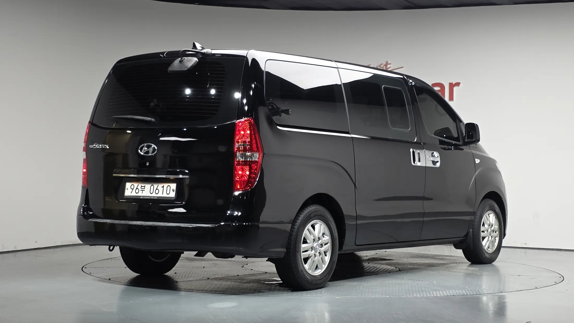 HYUNDAI GRAND STAREX 2020 г.