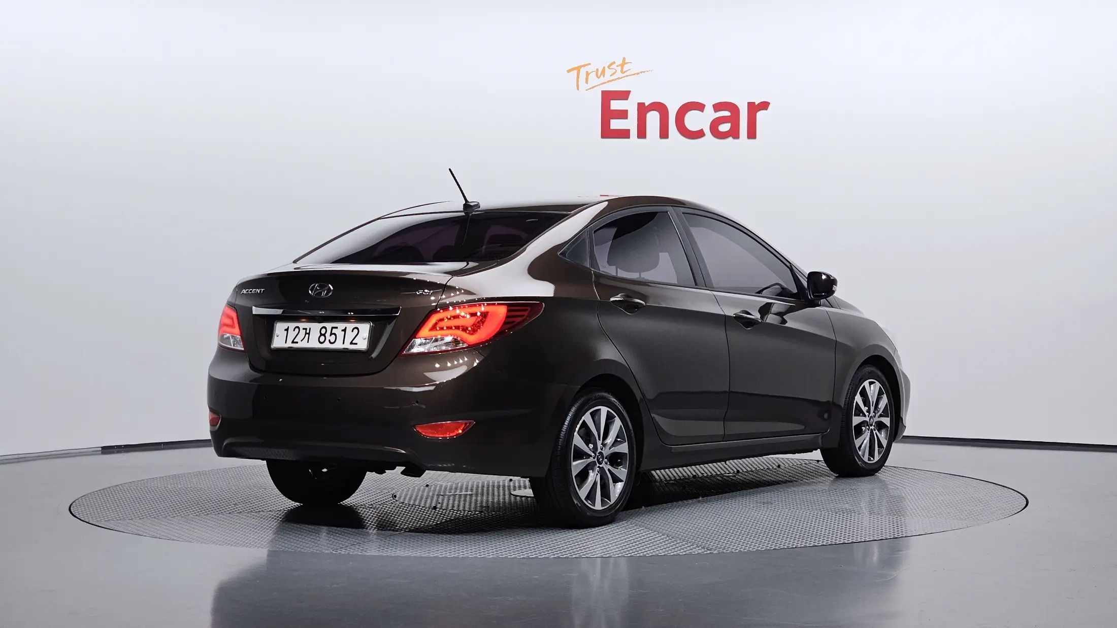 HYUNDAI ACCENT 2015 г.