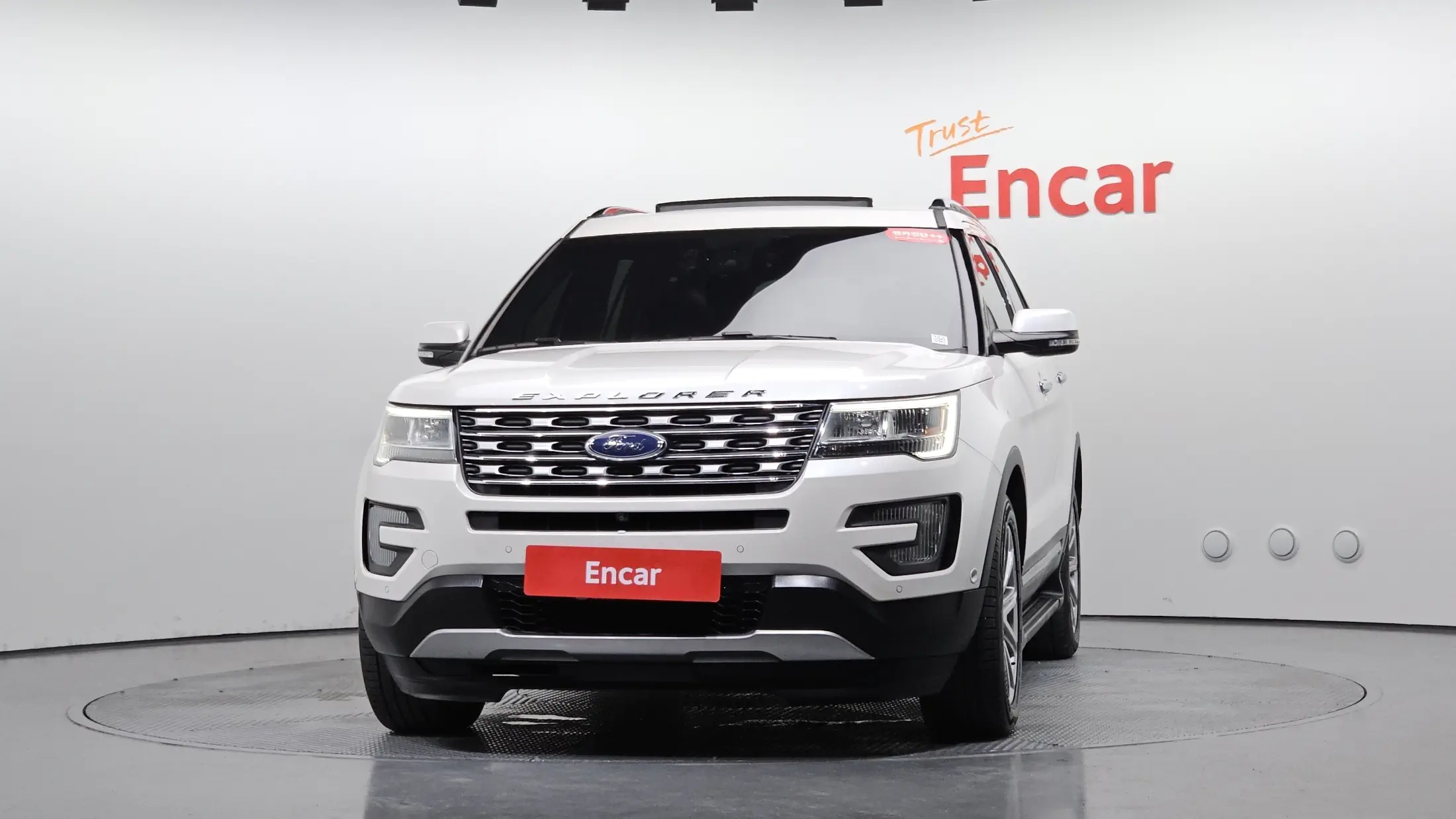 FORD EXPLORER 2016 г.
