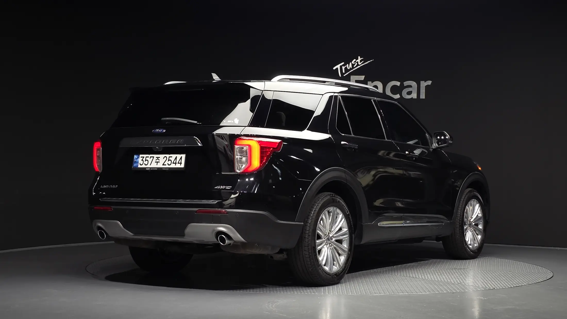 FORD EXPLORER 2022 г.