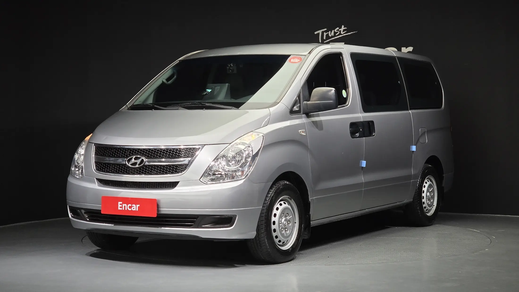 HYUNDAI GRAND STAREX 2011 г.
