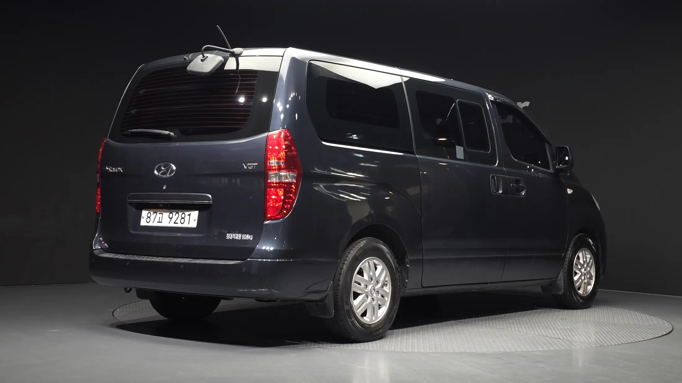 HYUNDAI GRAND STAREX 2016 г.
