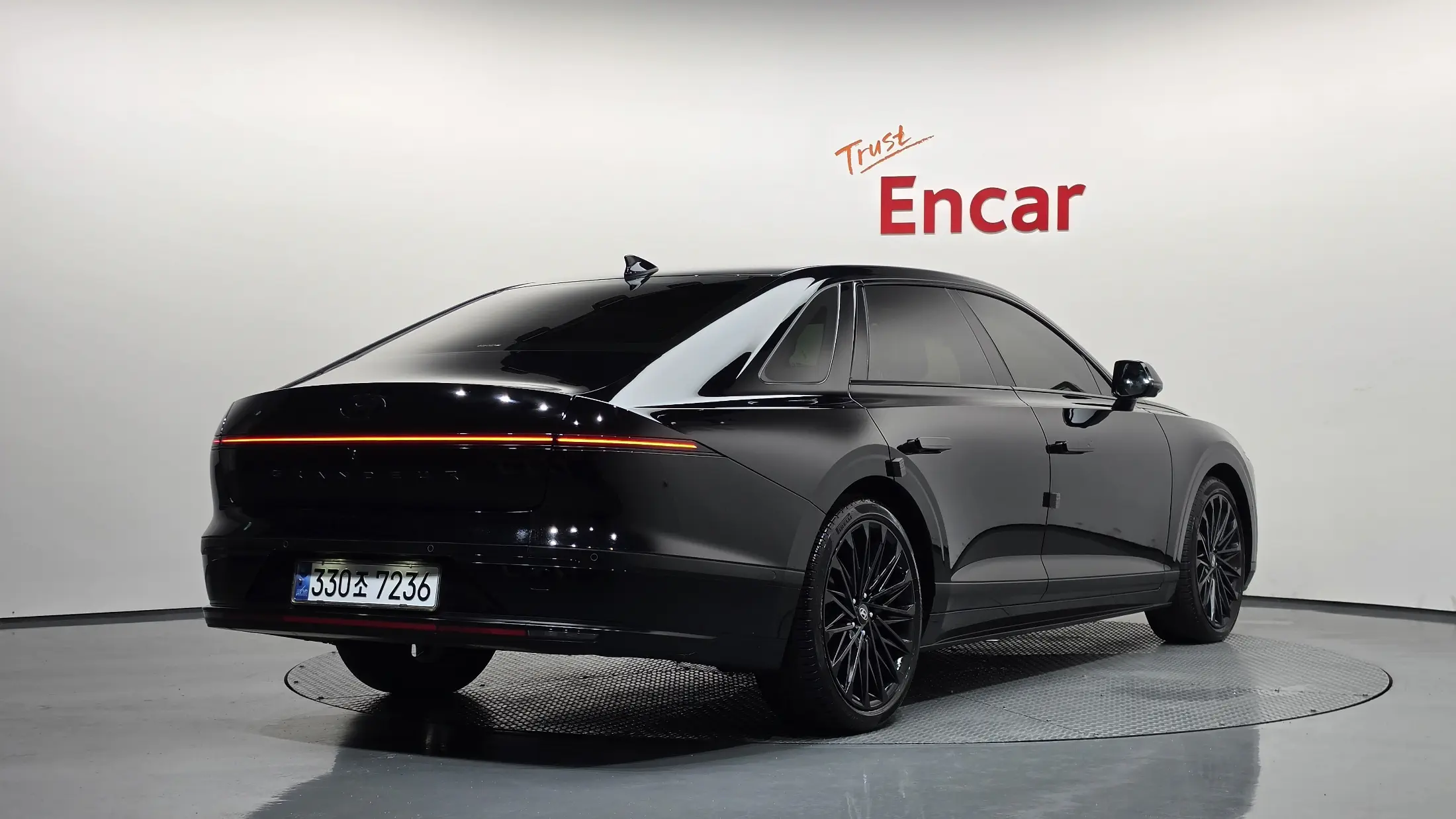 HYUNDAI GRANDEUR 2022 г.