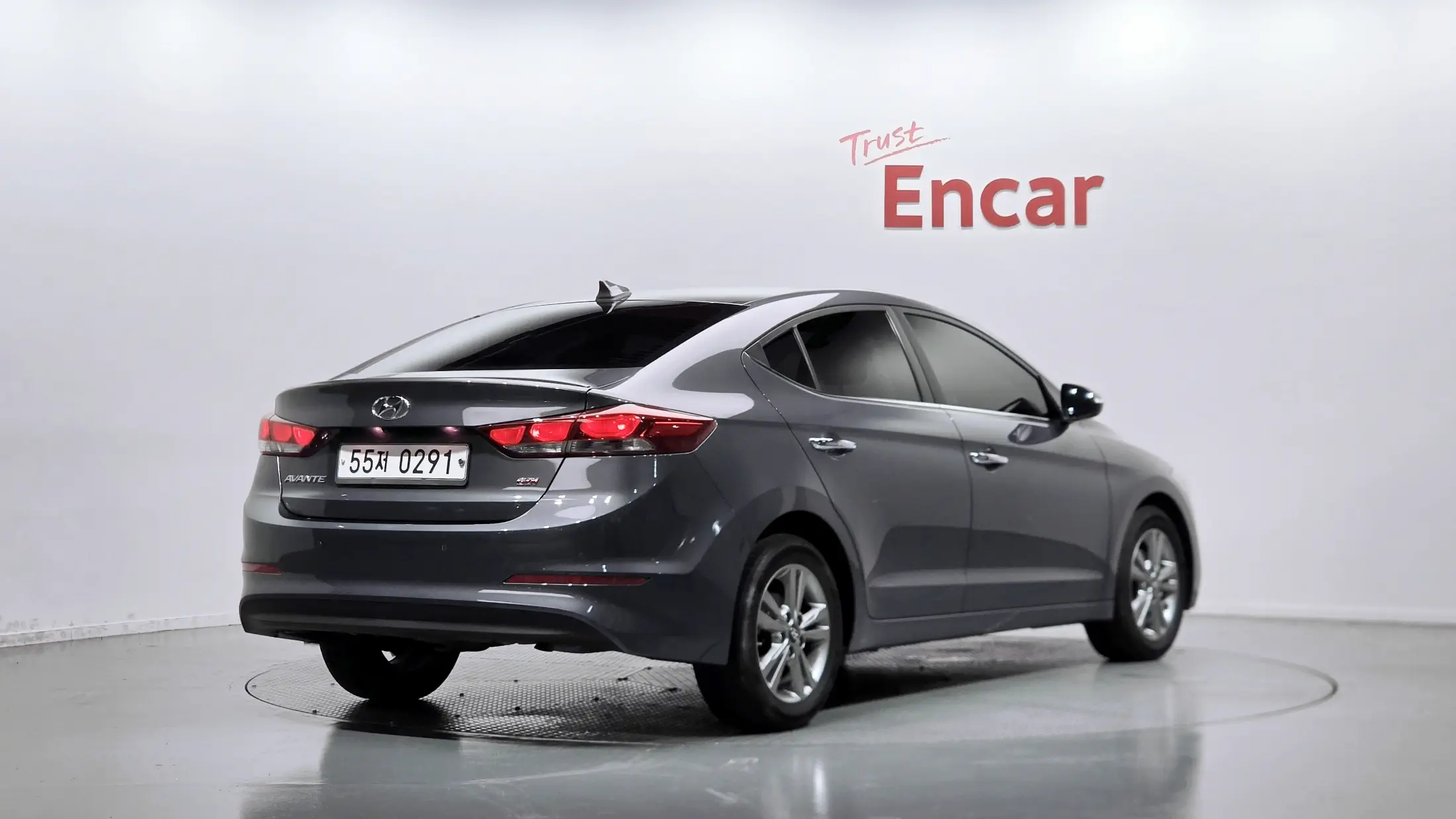 HYUNDAI AVANTE 2016 г.